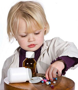 اقدامات درمانی به هنگام مسمومیت کودک